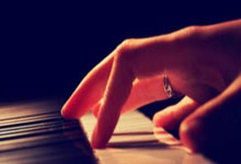 亿万28：硅谷男不差钱刮中5454万大奖 依旧开卡车上班.